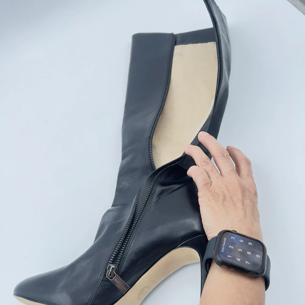 Michael Kors Black Leather Knee High Stiletto Boot Pointed Toe Zipper 9.5M
